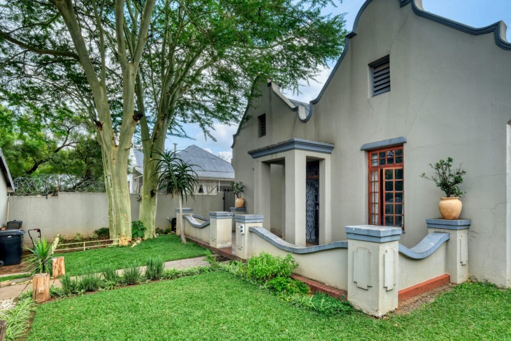 Exterior Home Renovation Before and After: Changing the Curb Appeal of Your Home