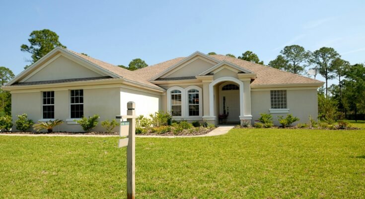Exterior Home Renovation Before and After: Changing the Curb Appeal of Your Home